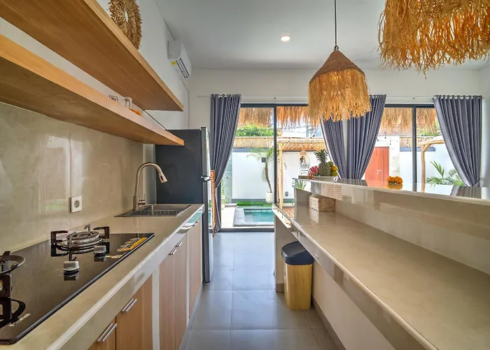 Esha Iii * Seminyak